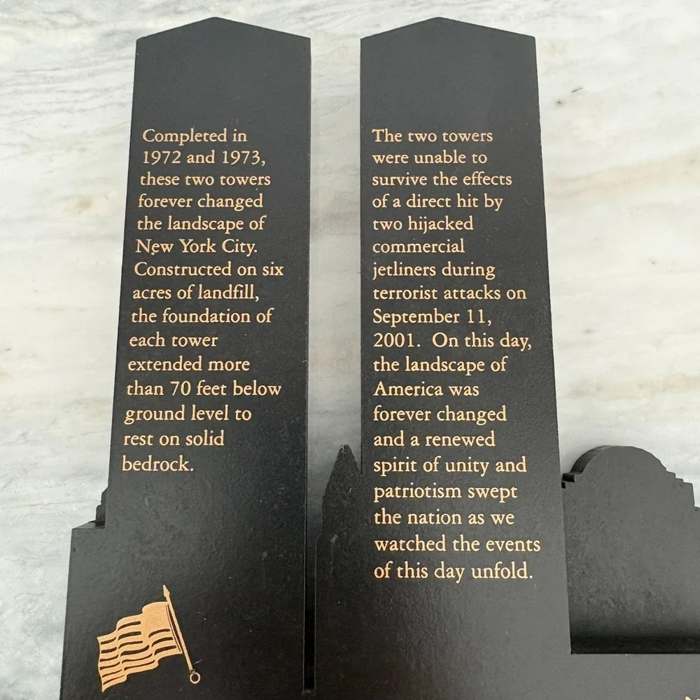 Shelia's Heart Of The City World Trade Center‎ Twin Towers 3D Wood Shelf Sitter
